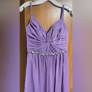 Beautiful lavender prom or wedding guest dress never worn size 0 David bridal